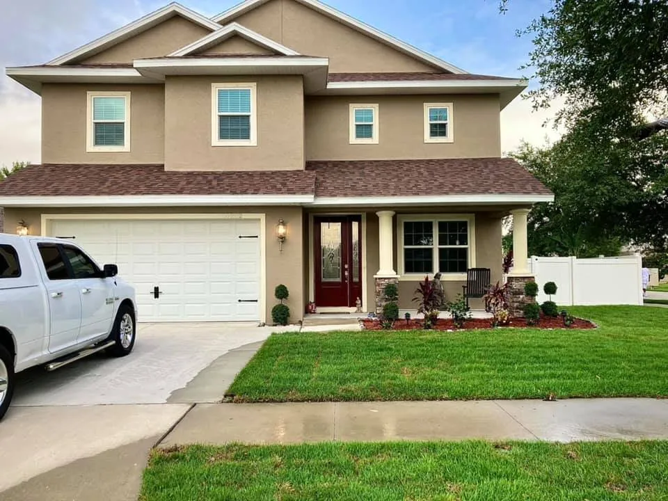 Affordable garden landscaping in Lithia, FL by Brookside Sod & Landscape