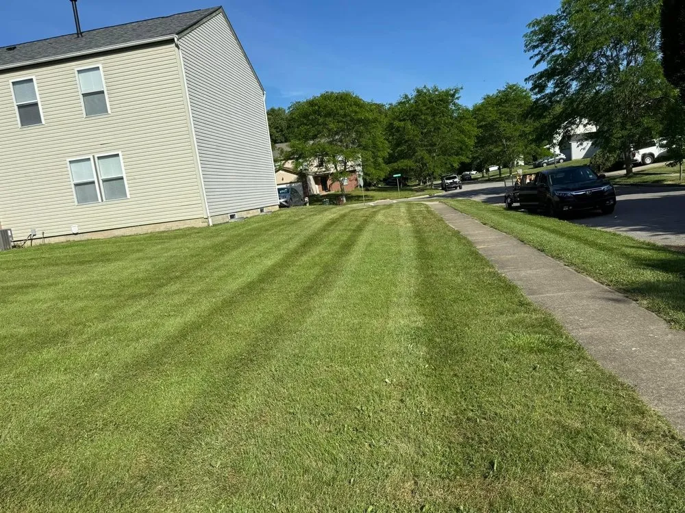 Top-rated landscaping services experts serving Pickerington, OH - Broom & Groom Lawn Care Services