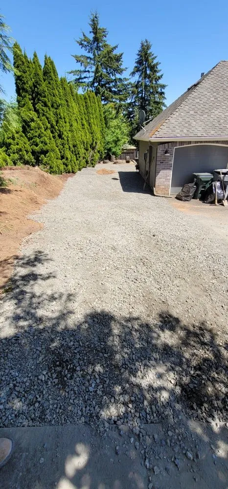 Trusted lawn care service in Woodburn, OR by Bros Bautista Landscape