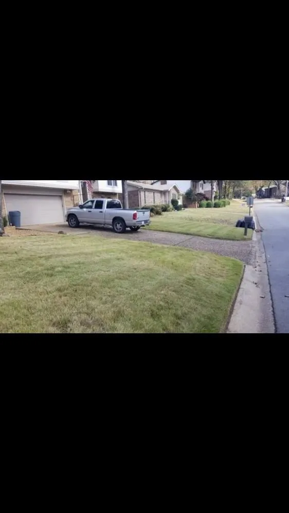 Professional lawn mowing service in San Antonio, TX - Bros Brothers
