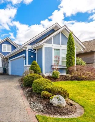 Bros Construction & Landscaping Logo