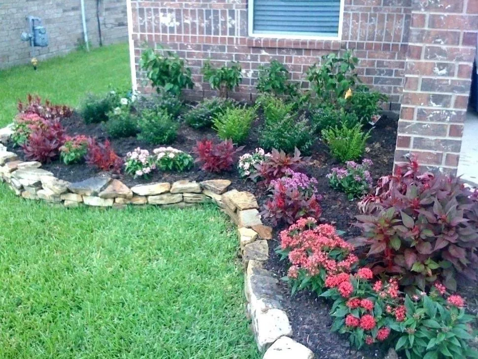 Professional residential landscaping experts serving Houston, TX - Bros lawn management