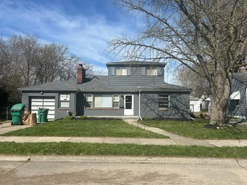 Trusted yard cleanup service in Taylor, MI - Brothas In Business