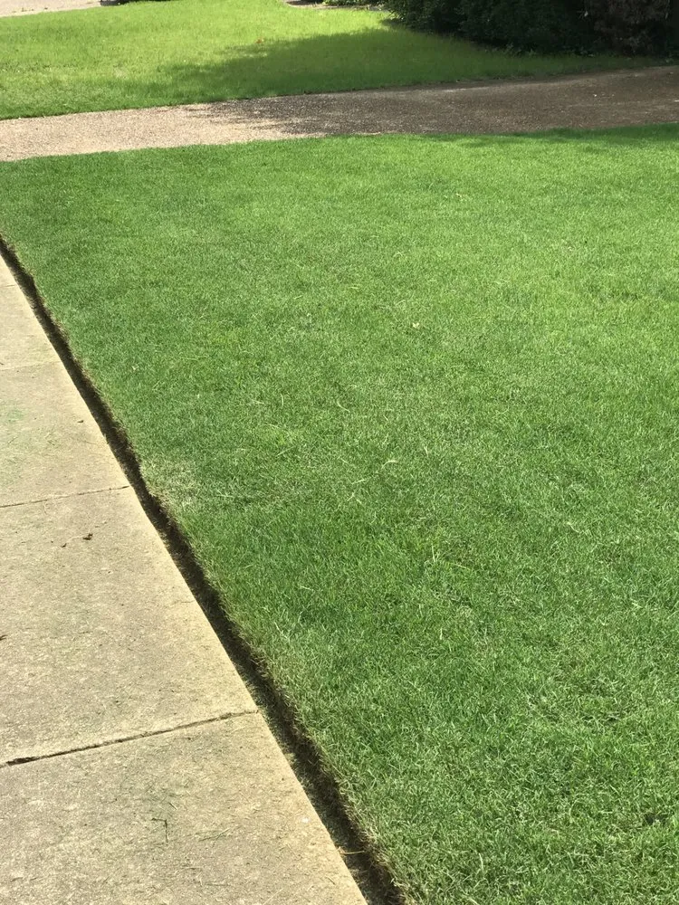Custom lawn mowing service in Bartlett, TN - Brother And Brother Landscaping
