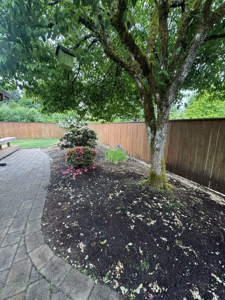 Trusted garden landscaping in Centralia, WA - Brother Bears Landscaping