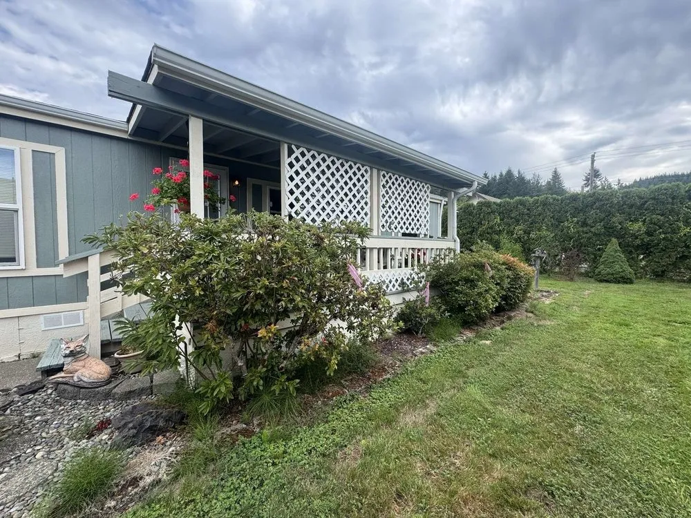 Local yard cleanup service in Centralia, WA by Brother Bears Landscaping