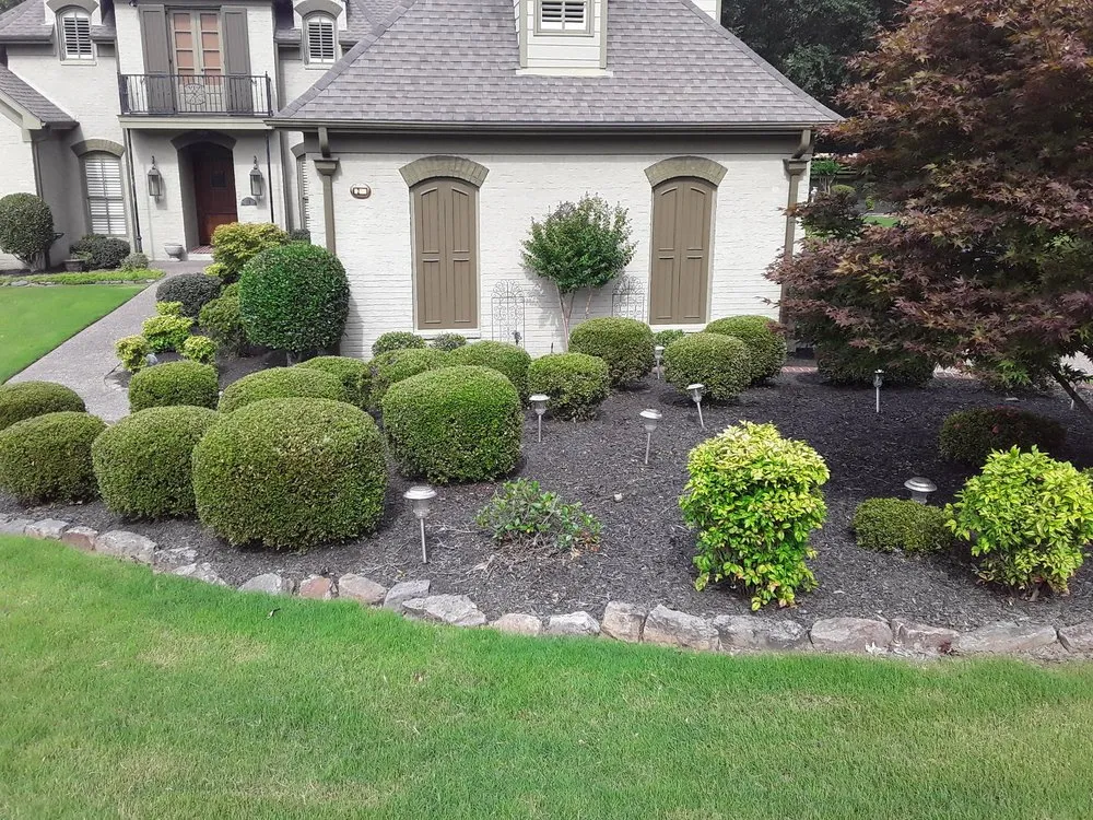 Custom outdoor landscaping for homes in Memphis, TN by Brother Landscaping and Tree Services