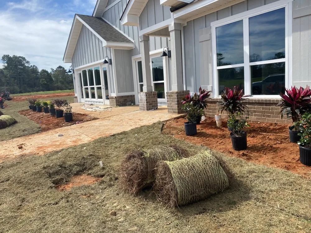 Reliable yard cleanup service in Mobile, AL - Brother Samy Lawn Care & Landscaping Service