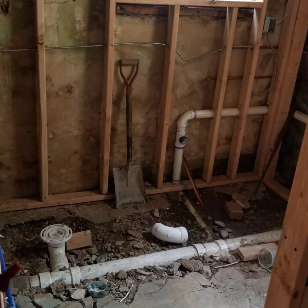 Top-rated lawn mowing service experts serving Staten Island, NY - Brothers & lawns landscaping and maintenance