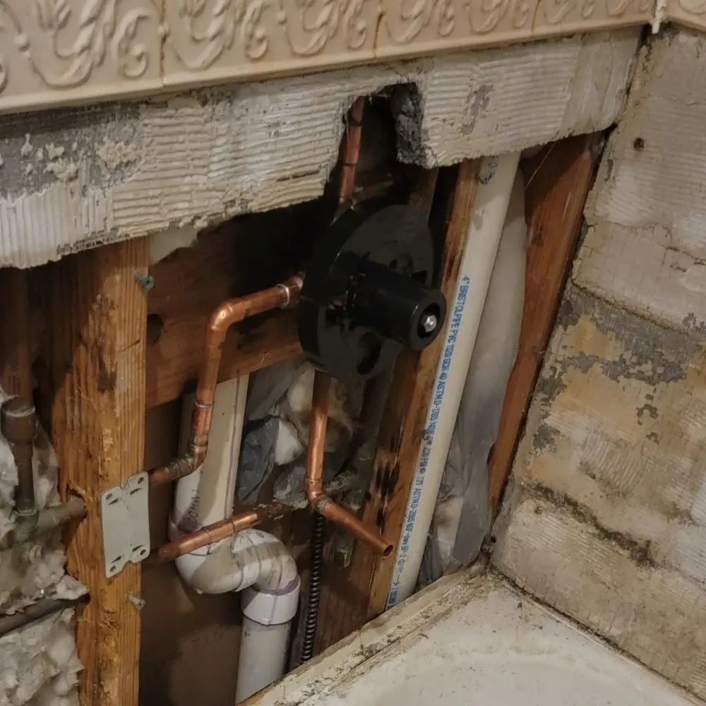 Custom yard maintenance for homes across Staten Island, NY - Brothers & lawns landscaping and maintenance