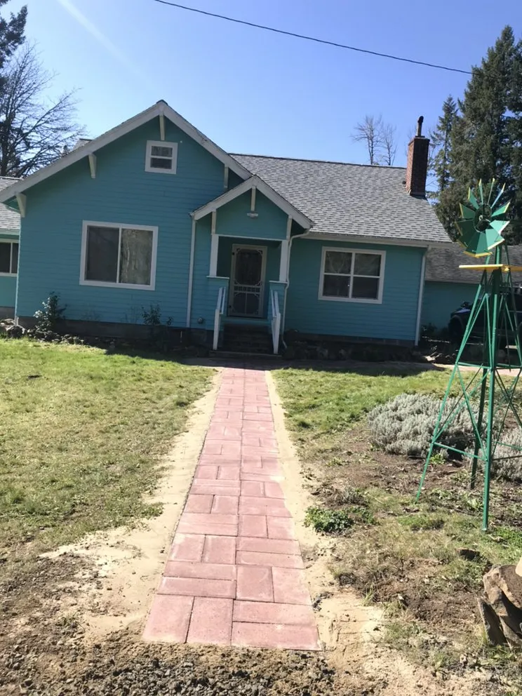 Custom yard maintenance in Springfield, OR - Brothers Bears Lawn Care