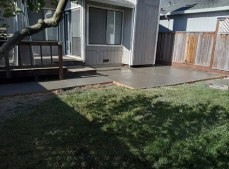 Local lawn mowing service for year-round maintenance across Petaluma, CA - Brothers Construction and Lanscaping