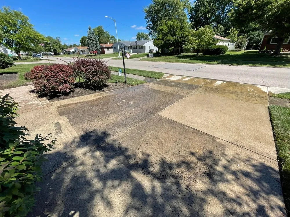 Custom landscape design in West Carrollton City, OH - Brothers Finest Cuts And Property Maintenance