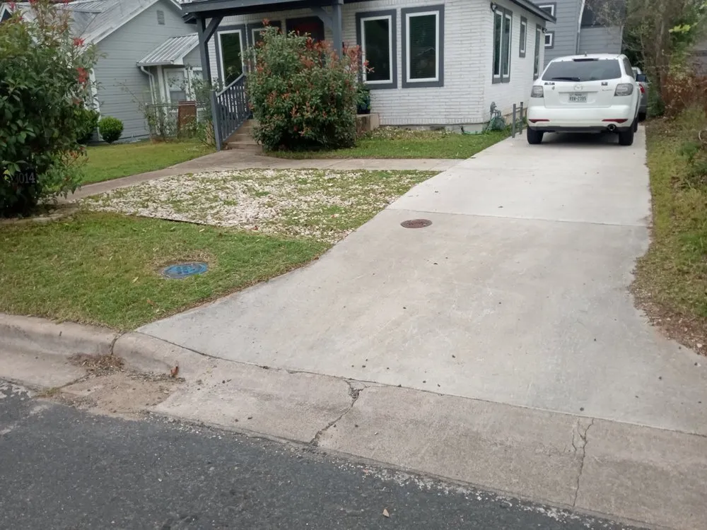 Local lawn care service near you in Kyle, TX by Brothers Garcia Landscape Design