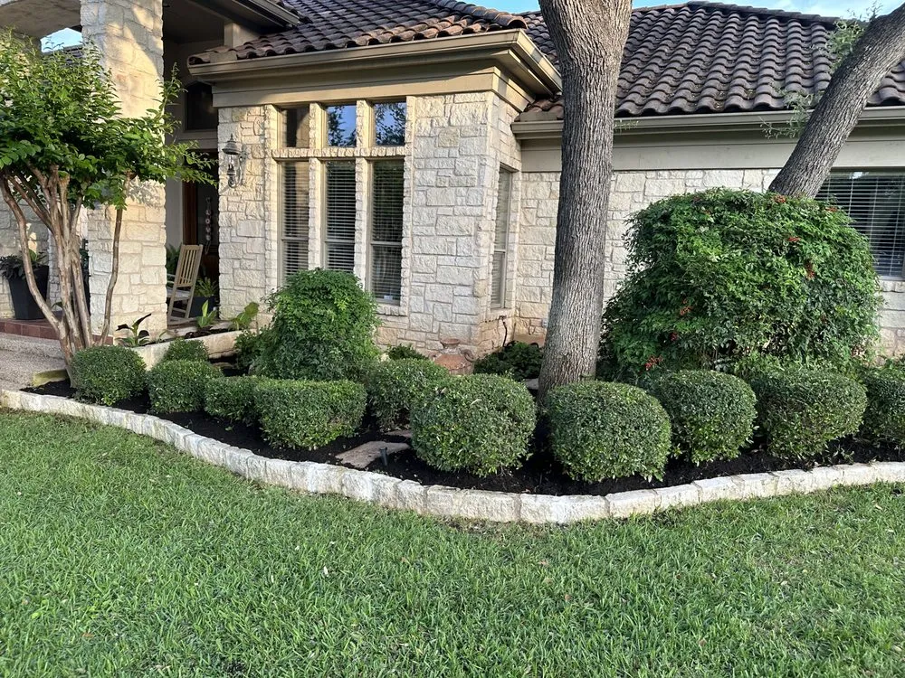 Local yard maintenance for homes across Bee Cave, TX - Brothers Gomez Lawn Care Service