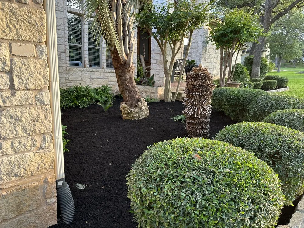 Top-rated lawn care service for beautiful yards across Bee Cave, TX - Brothers Gomez Lawn Care Service