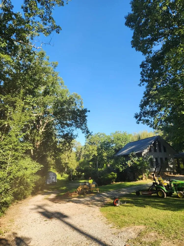 Top-rated lawn care service in Crossville, TN by Brothers in Christ Tree Service and Landscaping