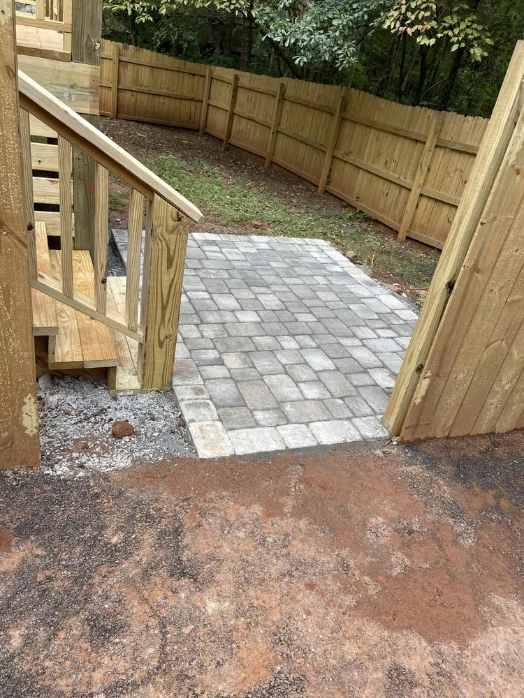 Trusted lawn mowing service for residential properties across Carrollton, GA - Brothers Landscape