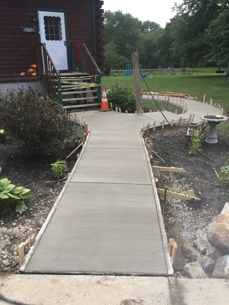 Reliable garden landscaping for homes across Aston, PA - Brothers Landscaping & Hardscaping