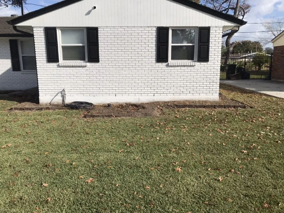 Trusted yard maintenance with custom design in New Orleans, LA by Brothers Landscaping and Lawn Care