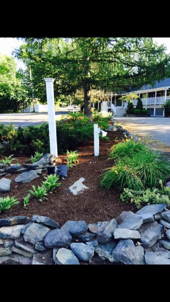 Reliable yard maintenance in Clinton, MA - Brothers Landscaping Care