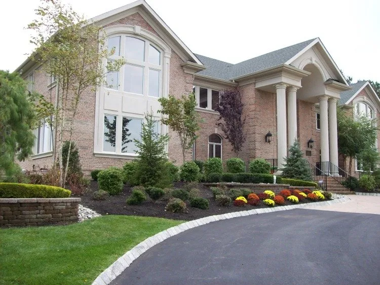 Professional residential landscaping in East Freehold, NJ - Brothers Landscaping
