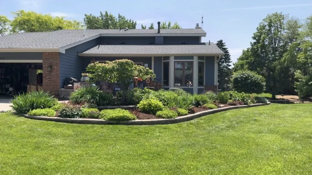 Custom landscape installation for homes in Lakeville, MN by Brothers Landscaping