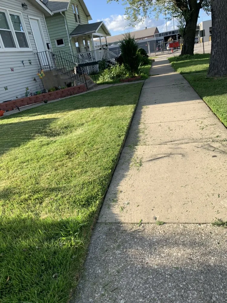 Expert residential landscaping in Maywood, IL by Brother's Landscaping