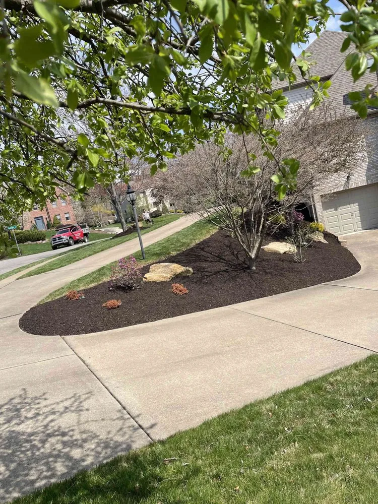 Local garden landscaping experts serving Cranberry Township, PA - Brothers Landscaping Service