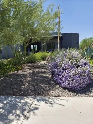 Brother's Landscaping Logo