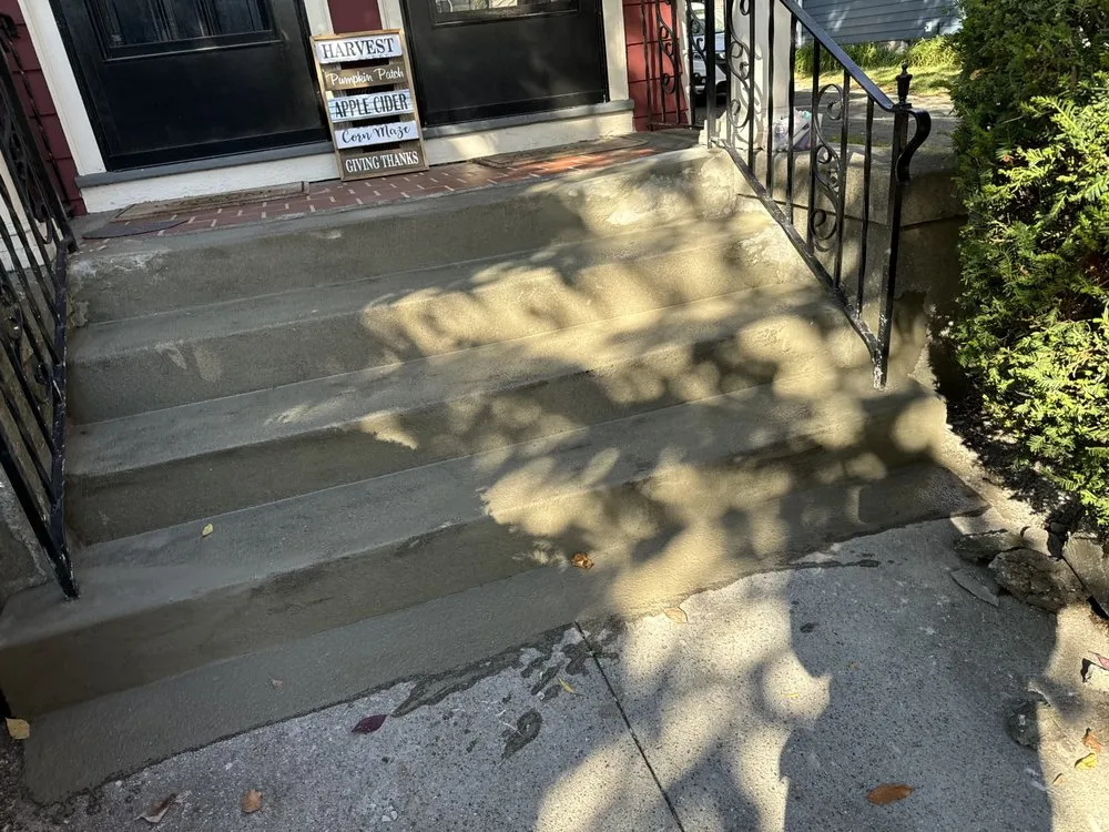 Expert lawn mowing service experts serving Waltham, MA - Brothers Landscaping