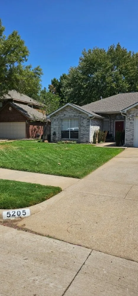 Affordable garden landscaping in Arlington, TX - Brothers Lawn Care