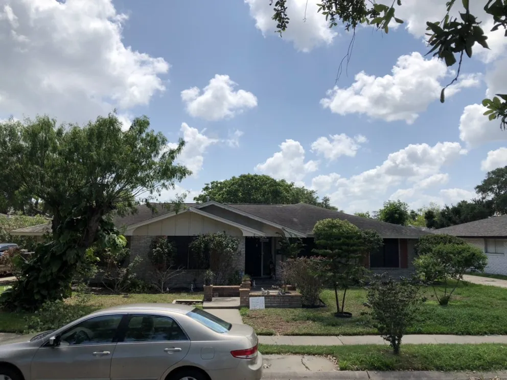 Affordable residential landscaping experts serving Corpus Christi, TX - Brothers Lawn Care