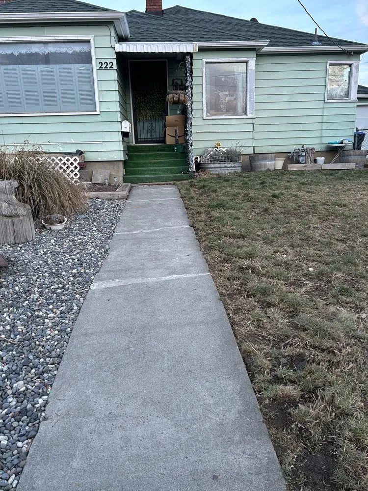 Local landscape installation in Kennewick, WA by Brothers Lawn care