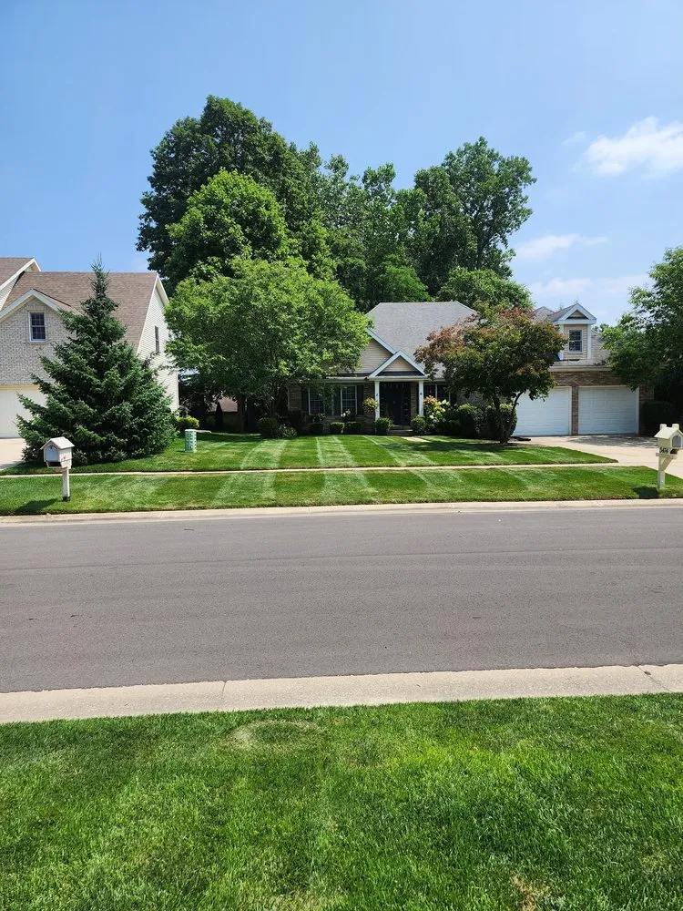 Reliable landscaping services experts serving Toledo, OH - Brothers Lawn Professionals