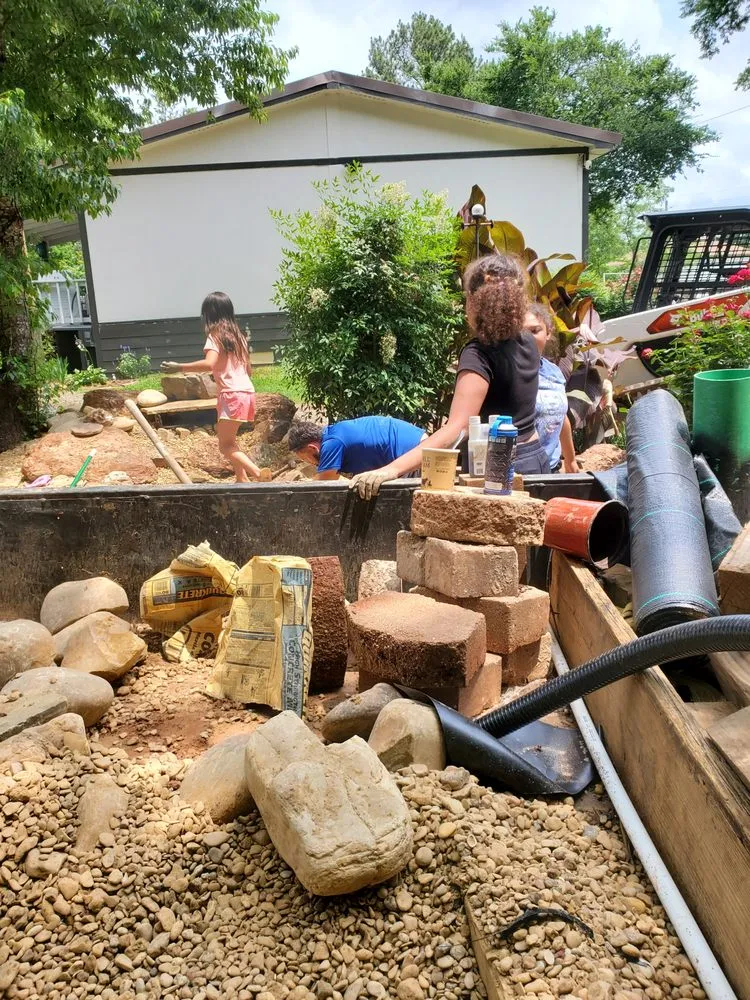 Affordable garden landscaping experts serving Jacksonville, TX - Brother's Lawn Service