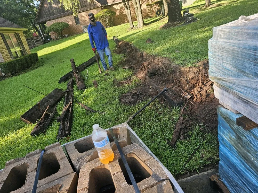 Reliable garden landscaping with custom design across Jacksonville, TX - Brother's Lawn Service