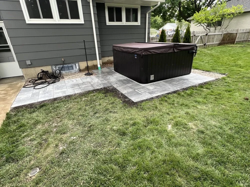 Custom yard cleanup service experts serving Sycamore, IL - Brothers Masonry & Landscaping