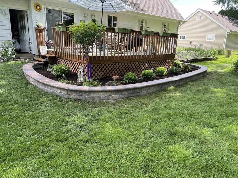 Affordable landscape installation in Sycamore, IL - Brothers Masonry & Landscaping