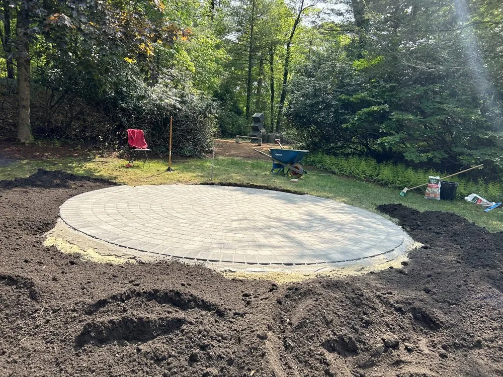 Top-rated residential landscaping in Central Falls, RI by Brothers Nestor Landscaping