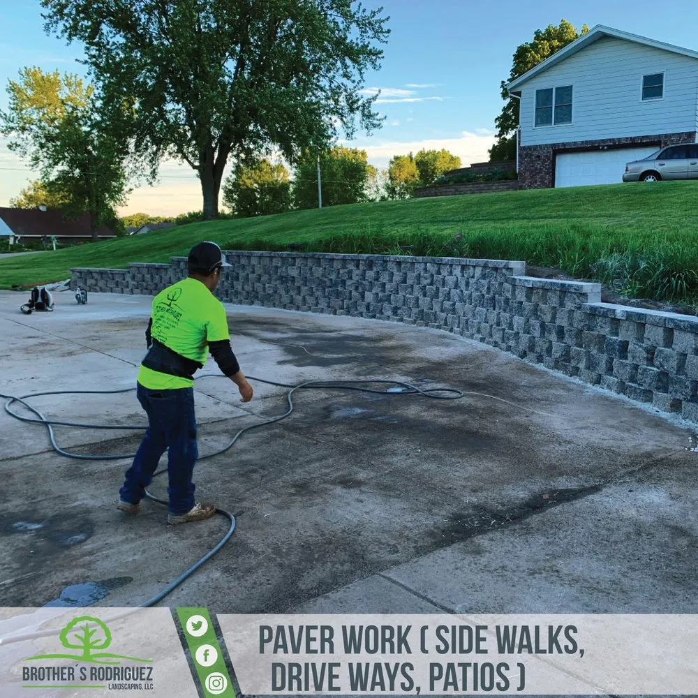 Local yard maintenance in Waukesha, WI - Brothers Rodriguez Landscaping