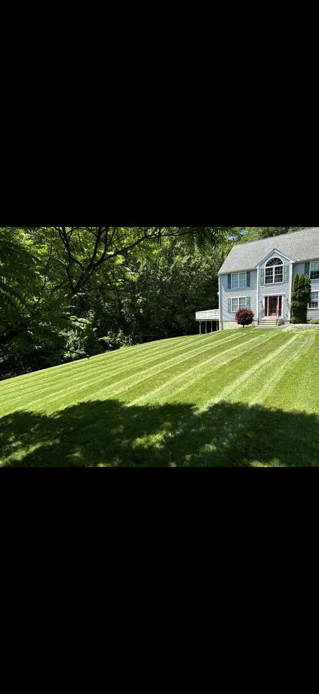 Top-rated yard maintenance in Dracut, MA by Brouillette Landscaping