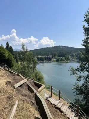 Broussard Landscapes Logo