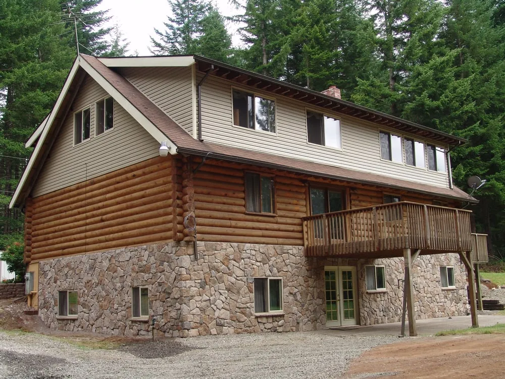 Affordable garden landscaping for beautiful yards in Oregon City, OR by Brown Bros Masonry