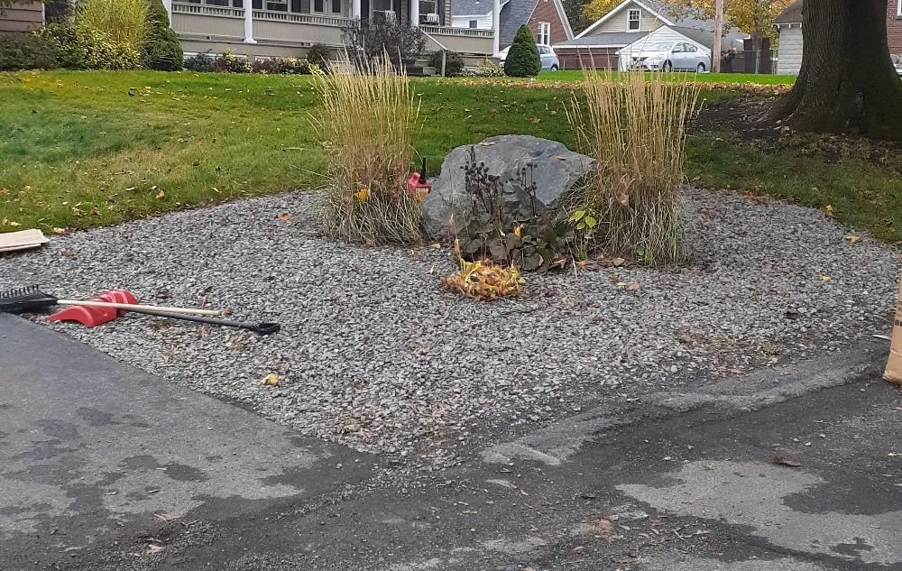 Custom lawn care service experts serving Albany, NY - Brown-Davis Lawncare & Snow Removal