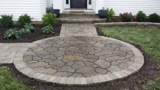 Expert garden landscaping for beautiful yards across Wauconda, IL - Brown Enterprises