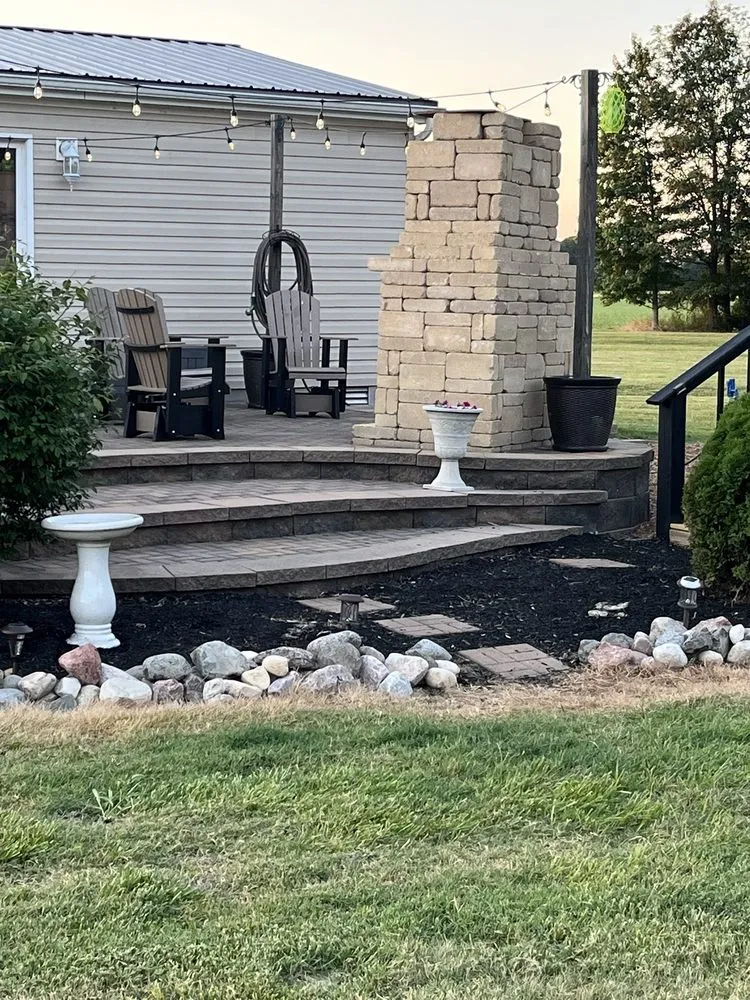 Professional garden landscaping experts serving Eldorado, IL - Brown Landscaping