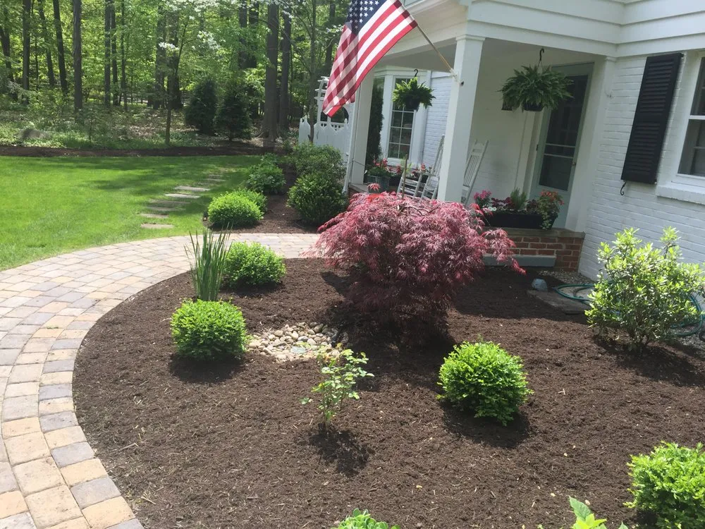 Reliable residential landscaping experts serving Richmond Hts, OH - Brown Landscaping