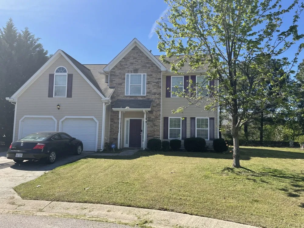 Trusted yard maintenance in Fayetteville, NC by Brown Tree And Lawn Care