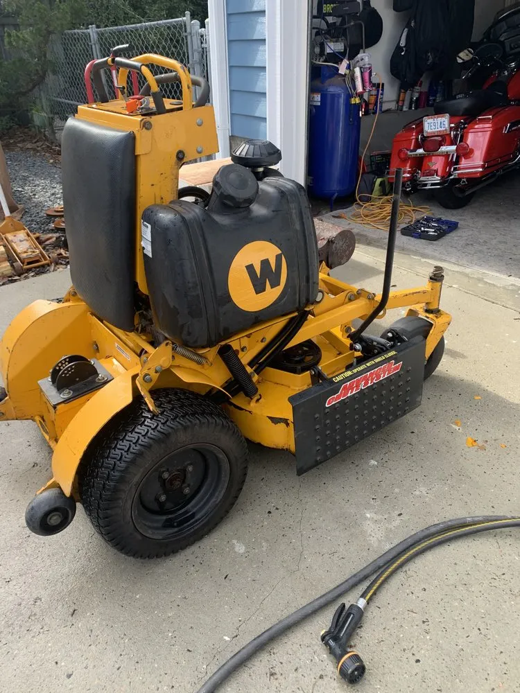 Expert garden landscaping experts serving Varnamtown, NC - Browning's Coastal Lawn Care